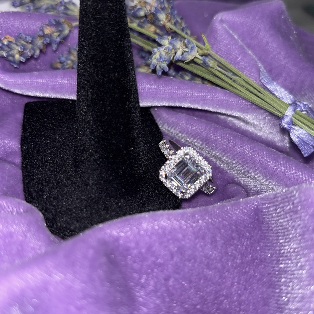 💍 ✈️ 💎 Exquisitely crafted! - Travel Ring Emerald cut Ring. So beautiful #EA39 - Picture 8 of 11